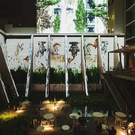 Hotel Lumen & The Light Show 4*