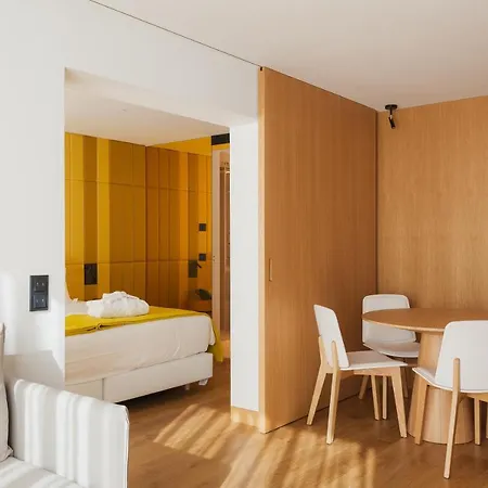 Lumen & The Light Show Hotel 4*