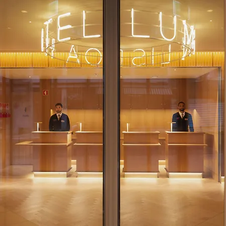 Hotel Lumen & The Light Show Lisbon