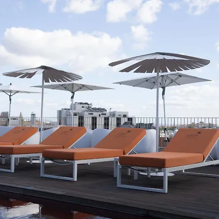 Hotel Lumen & The Light Show 4*