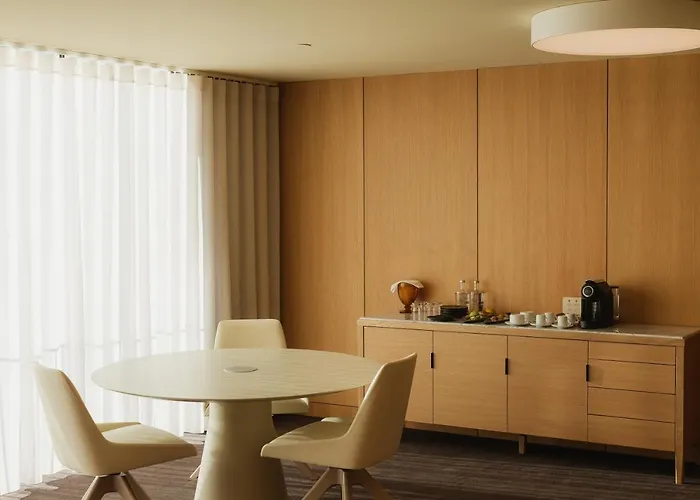 Lumen & The Light Show Hotel 4*