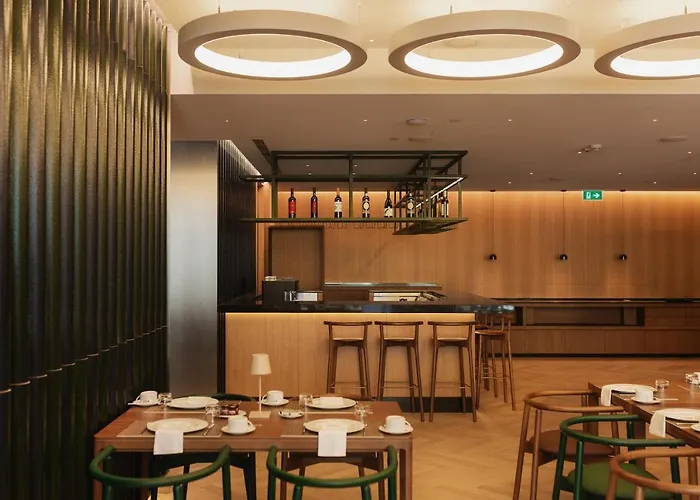 Lumen & The Light Show 4*