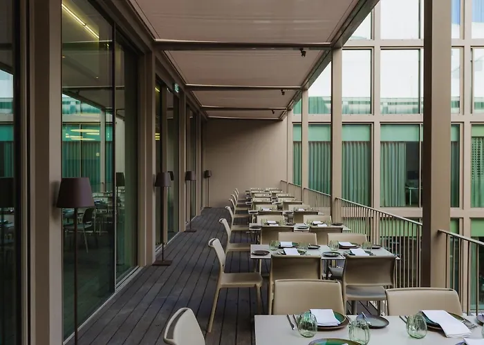 Hotel Lumen & The Light Show Lissabon