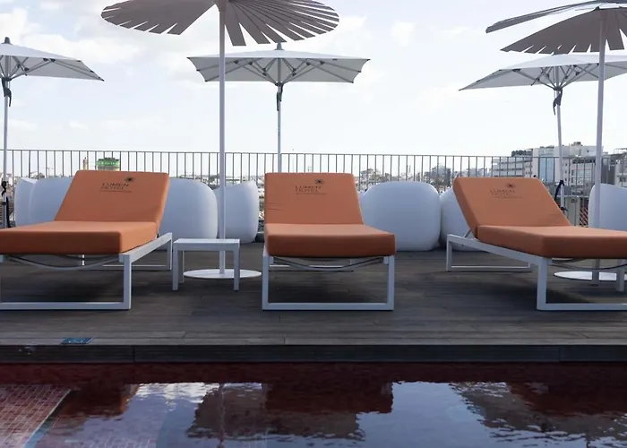 Hotel Lumen & The Light Show