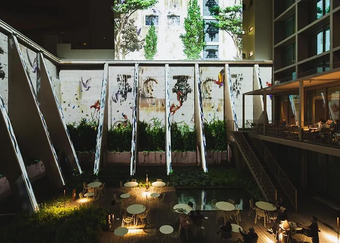 Ξενοδοχείο Lumen & The Light Show 4*